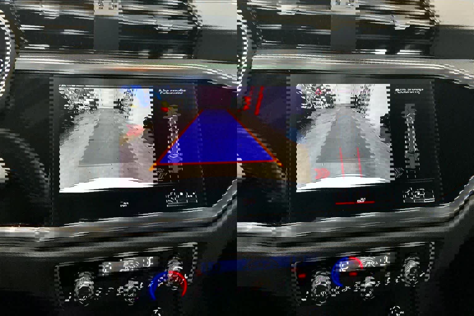 Certified 2025 Audi Q3 2.0T Premium w/ Convenience Package image 24