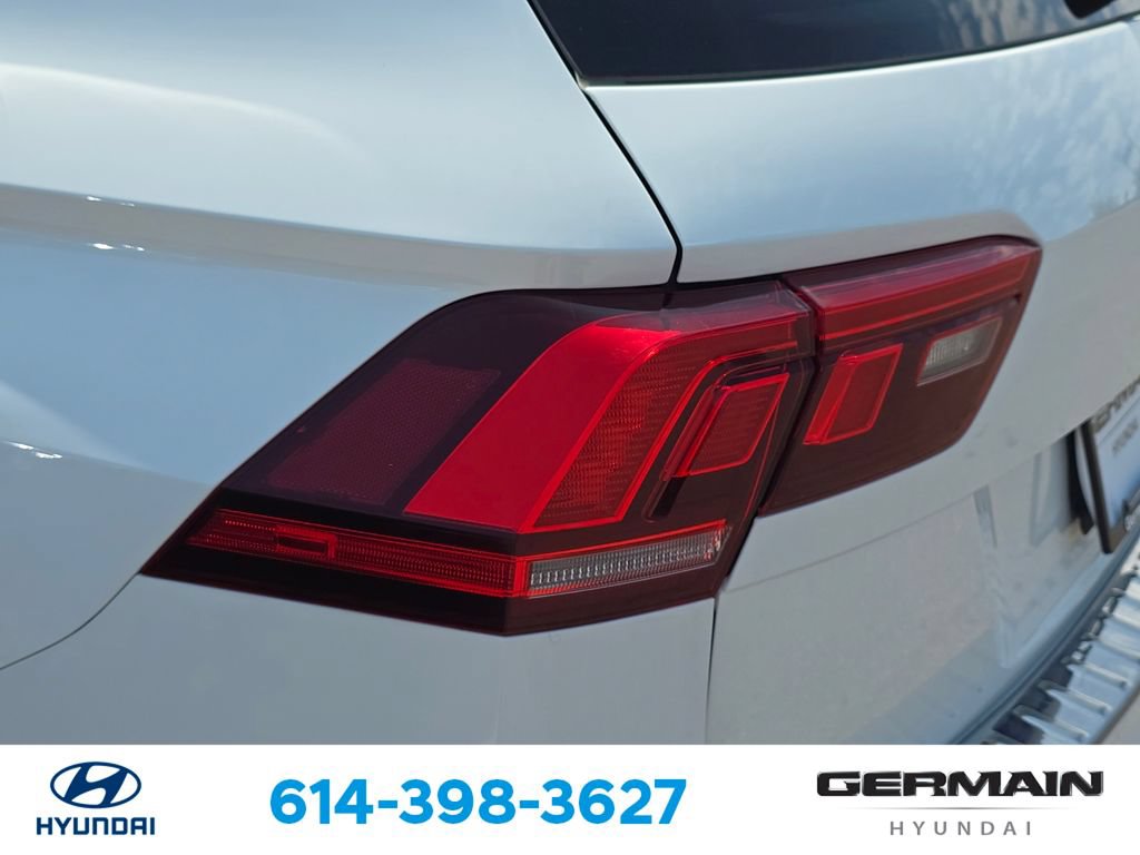 Used 2024 Volkswagen Tiguan Wolfsburg Edition AWD/4WD image 15