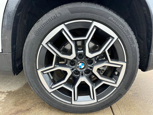Certified 2025 BMW X1 xDrive28i w/ Premium Package image 32