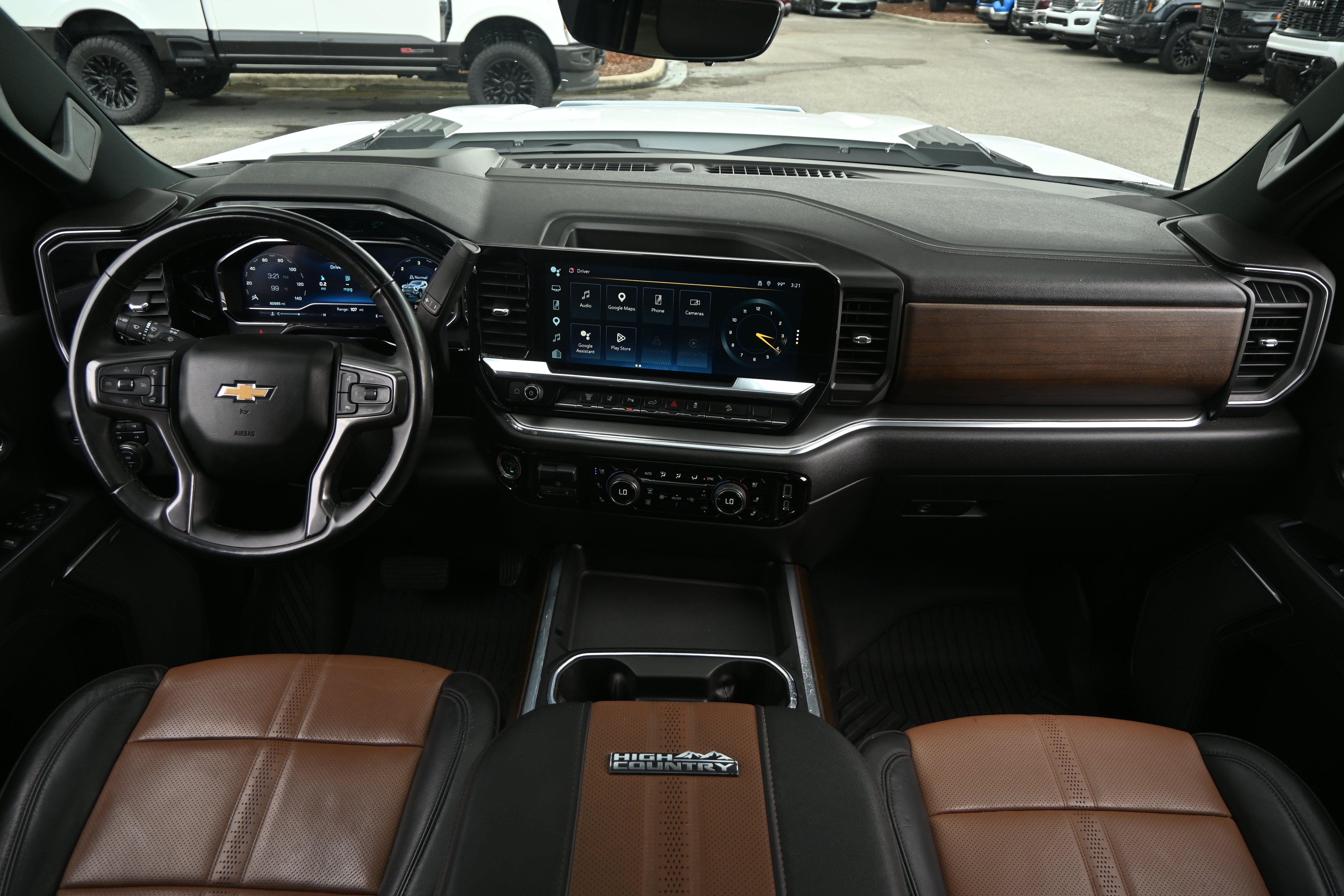 Used 2024 Chevrolet Silverado 2500 High Country w/ High Country Premium Package AWD/4WD image 48
