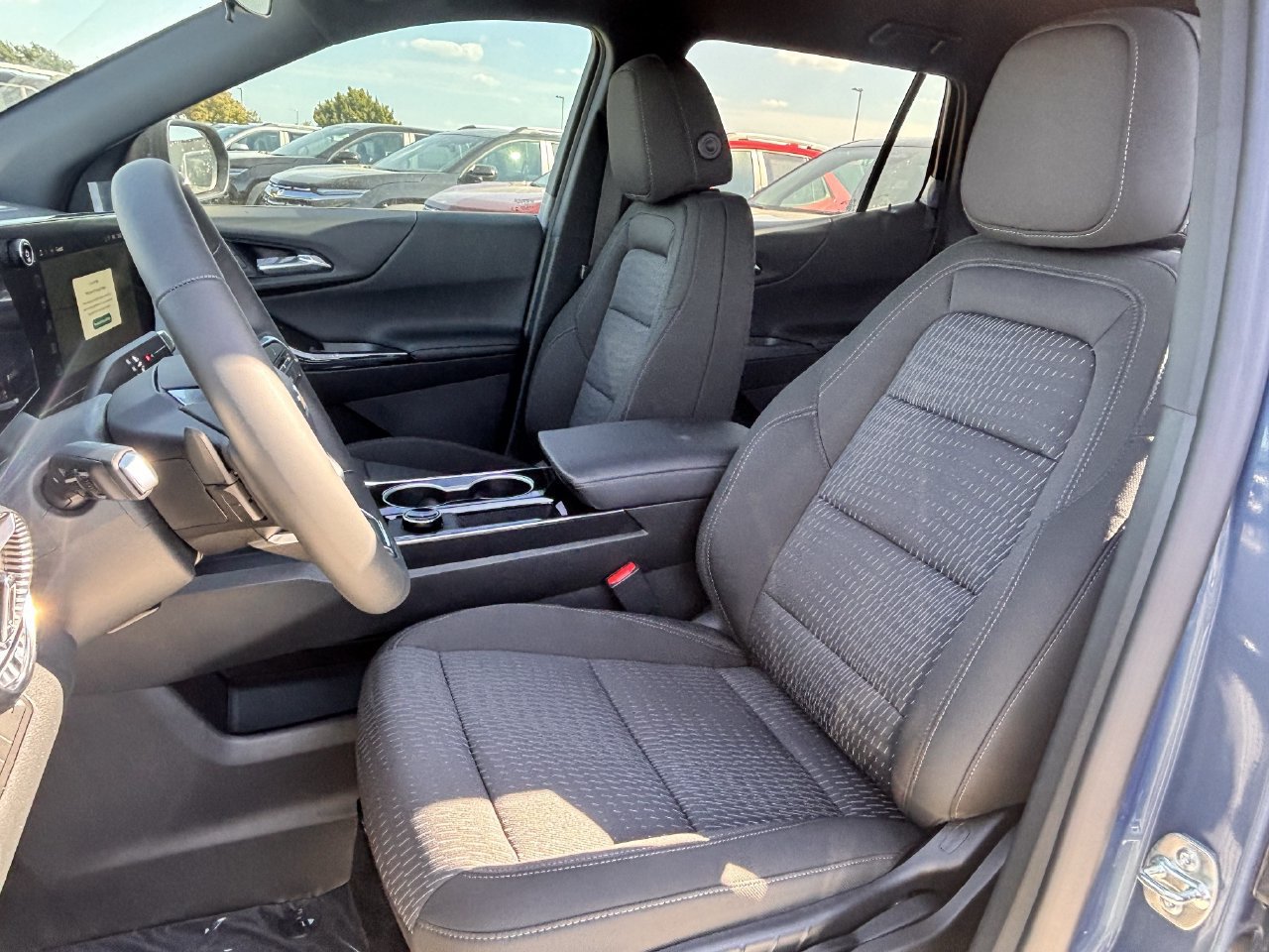 New 2027 Chevrolet Equinox LT FWD image 17