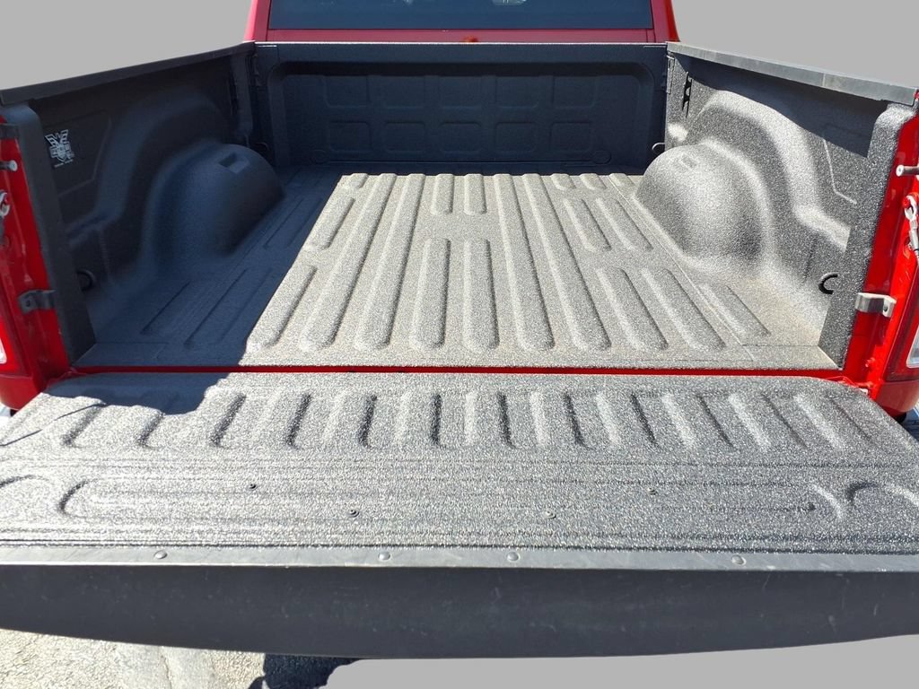 Used 2024 RAM 2500 Big Horn AWD/4WD image 25