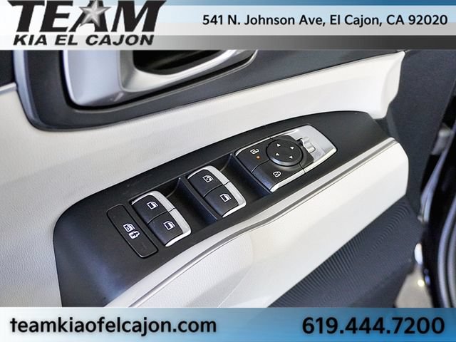 Certified 2025 Kia Sorento S w/ Panoramic Sunroof Package FWD image 27