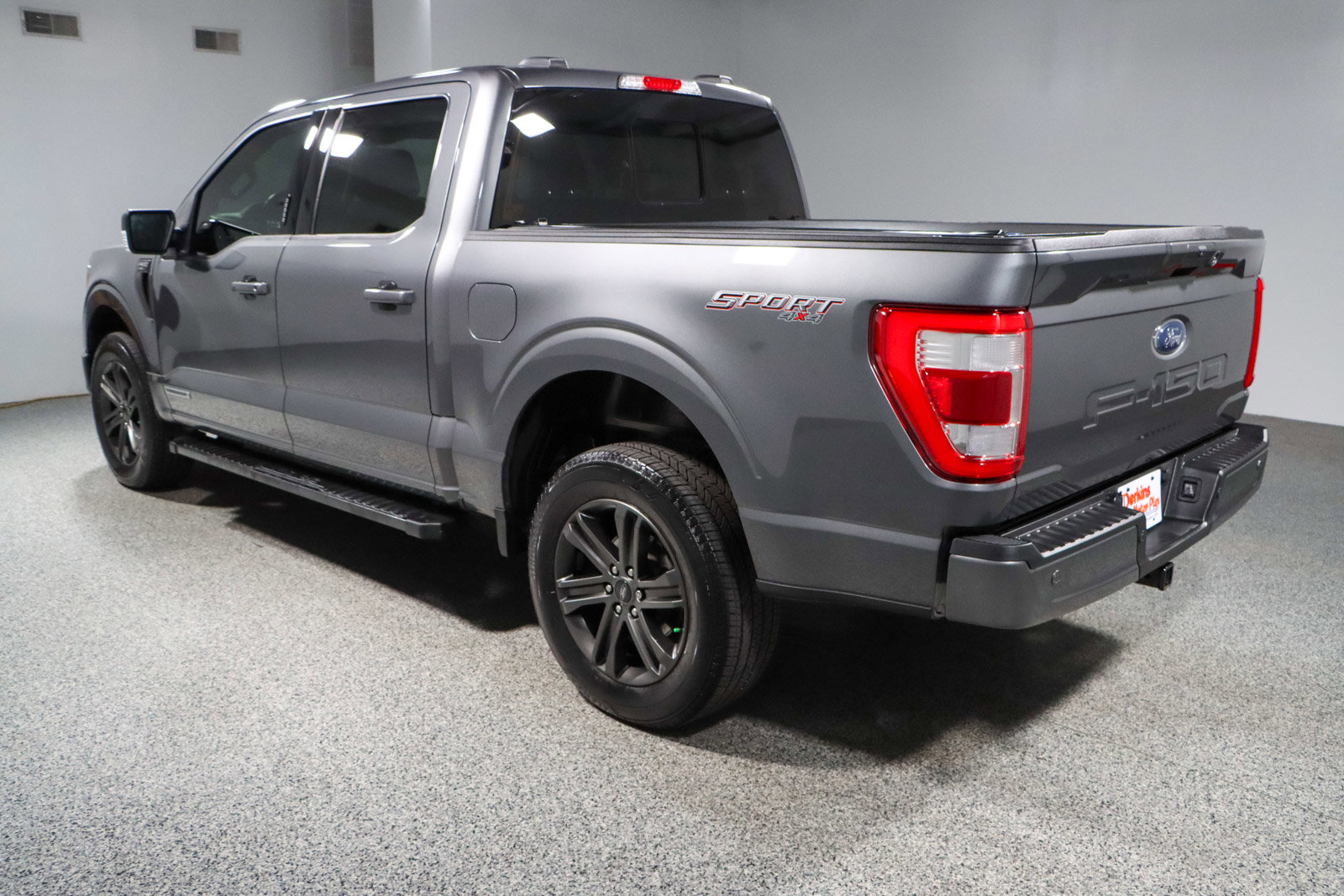 Used 2022 Ford F150 Lariat w/ Equipment Group 502A High image 9