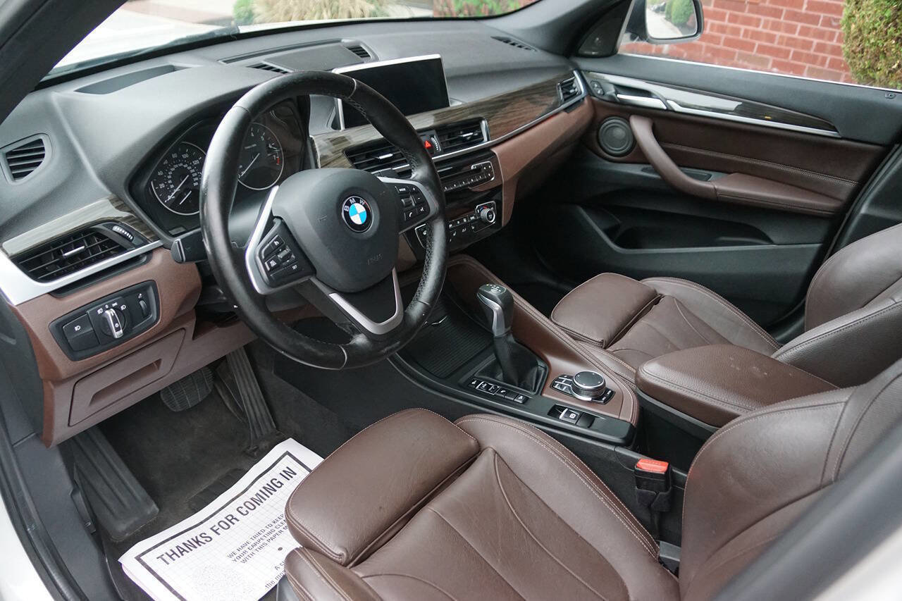 Used 2017 BMW X1 xDrive28i image 23