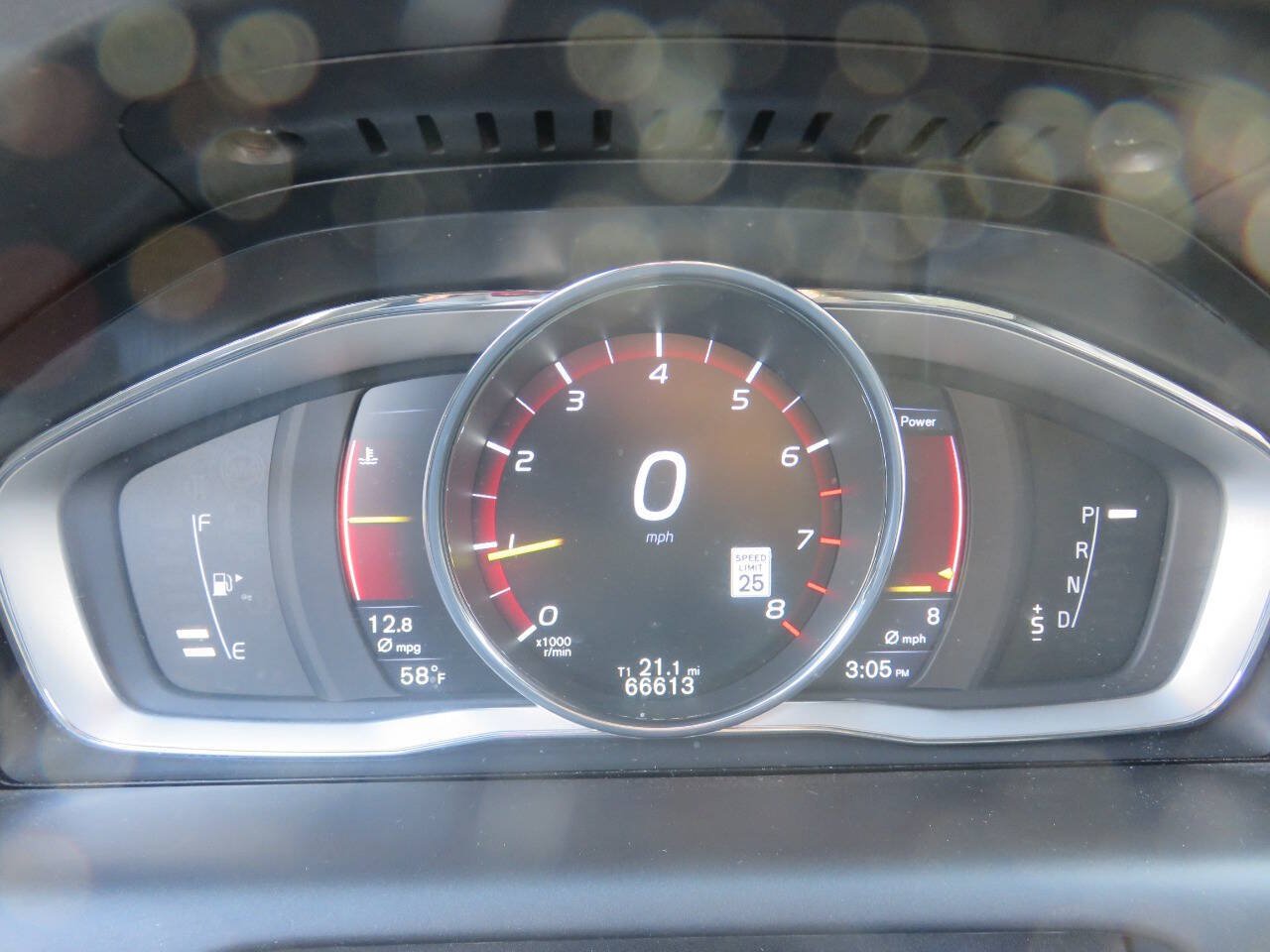 Used 2016 Volvo XC60 T6 Platinum AWD/4WD image 15