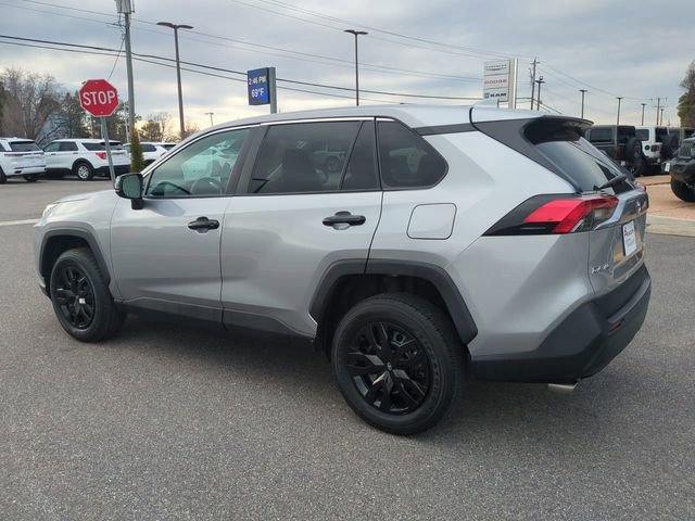 Used 2024 Toyota RAV4 LE image 6