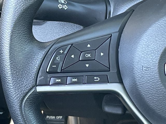 Used 2024 Nissan Altima 2.5 SV FWD image 13