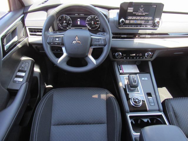 New 2025 Mitsubishi Outlander ES AWD/4WD image 11