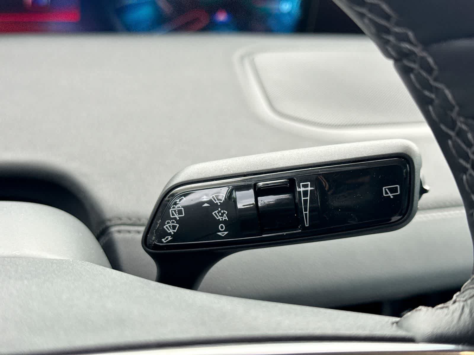 Used 2025 Lincoln Navigator Reserve AWD/4WD image 32