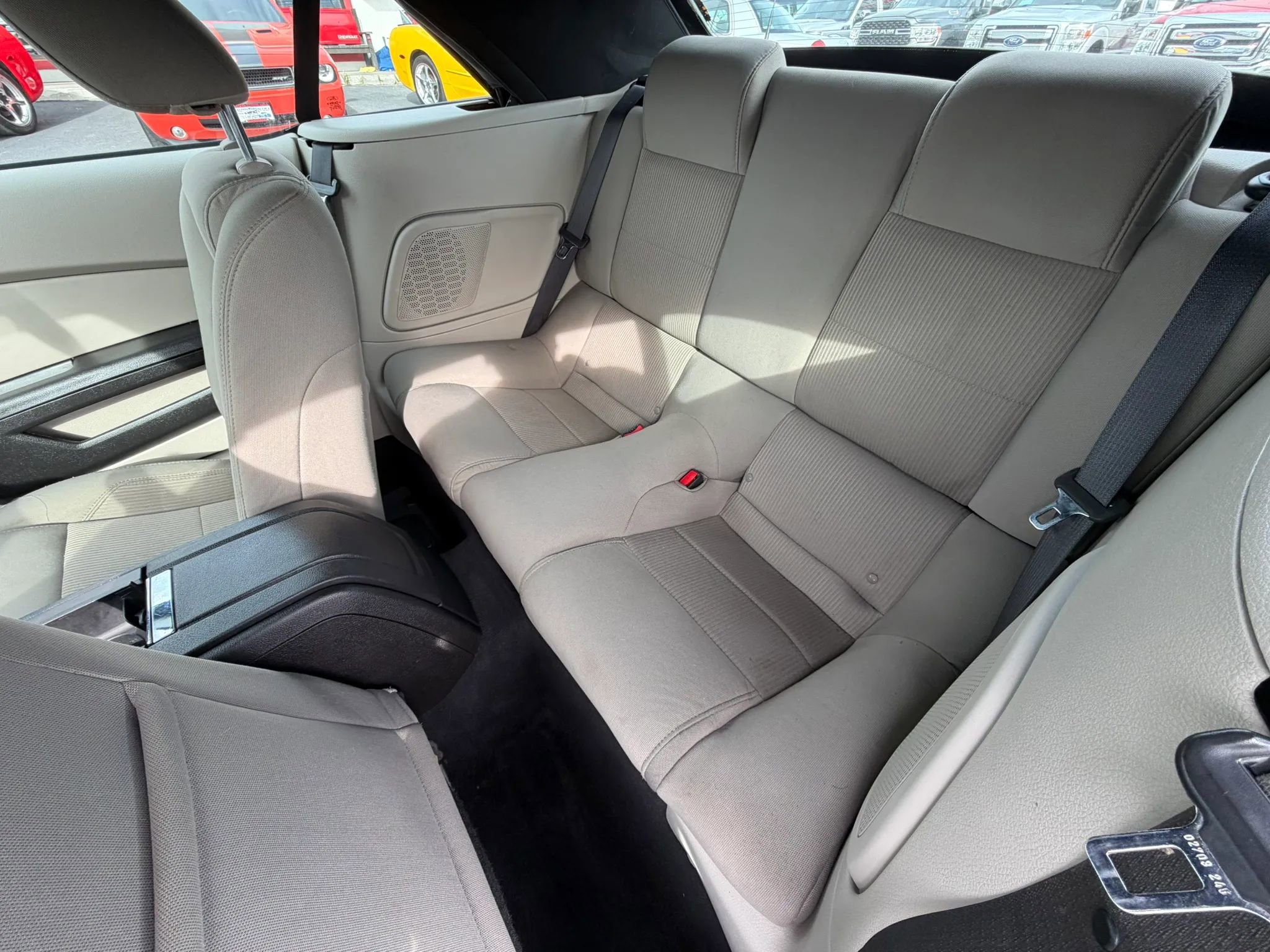 Used 2010 Ford Mustang Convertible RWD image 13