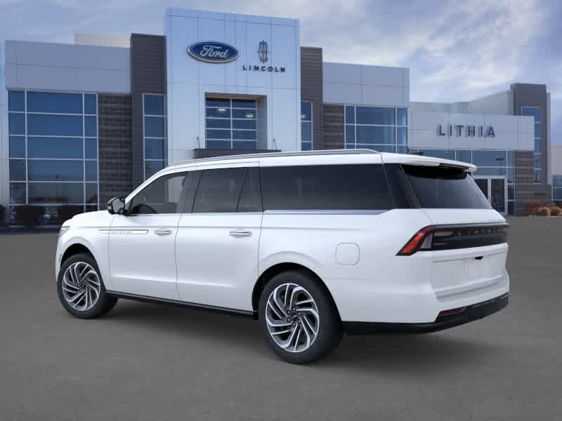 New 2026 Lincoln Navigator L Reserve AWD/4WD image 4