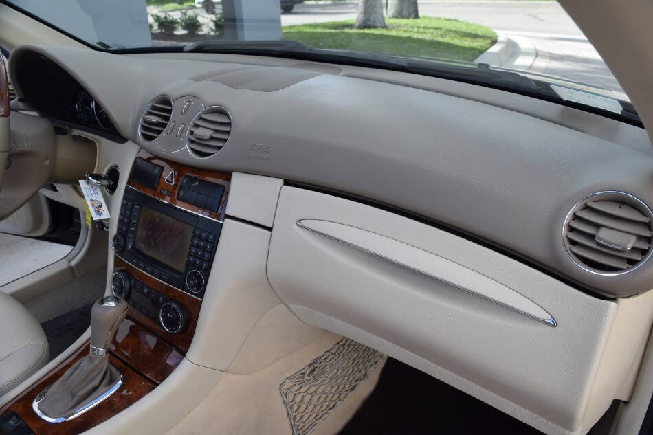 Used 2007 Mercedes-Benz CLK 350 Cabriolet image 56