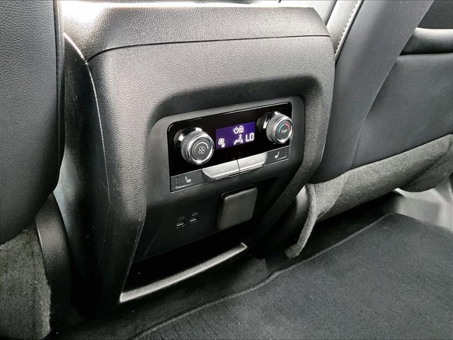 Certified 2024 Chevrolet Traverse RS image 25