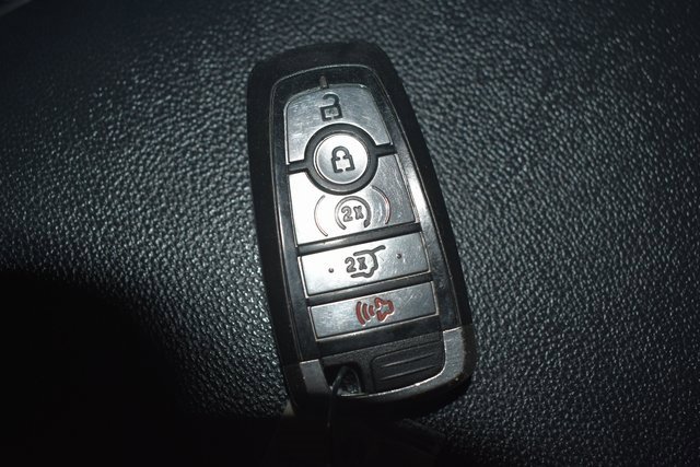 Used 2023 Ford Expedition Max XLT image 34