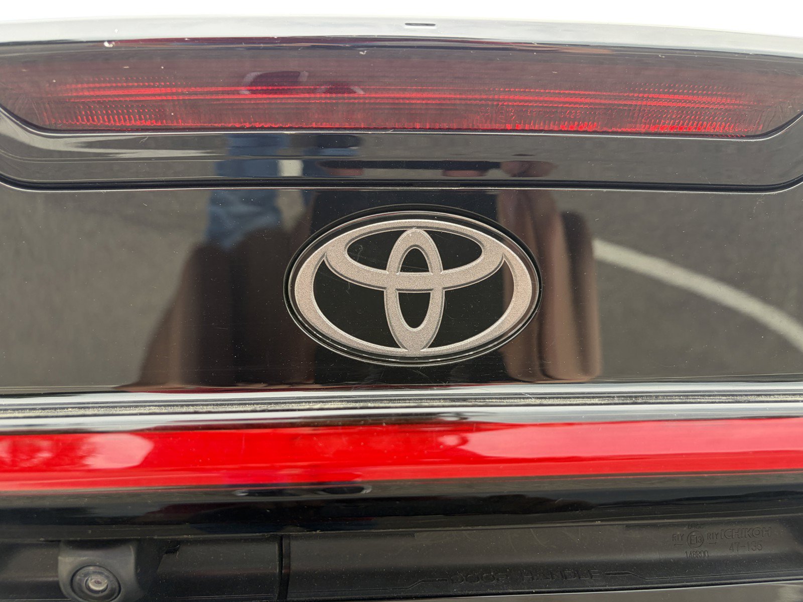 Used 2024 Toyota Prius XLE AWD/4WD image 40