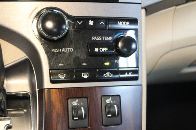 Used 2015 Toyota Venza Limited AWD/4WD image 29