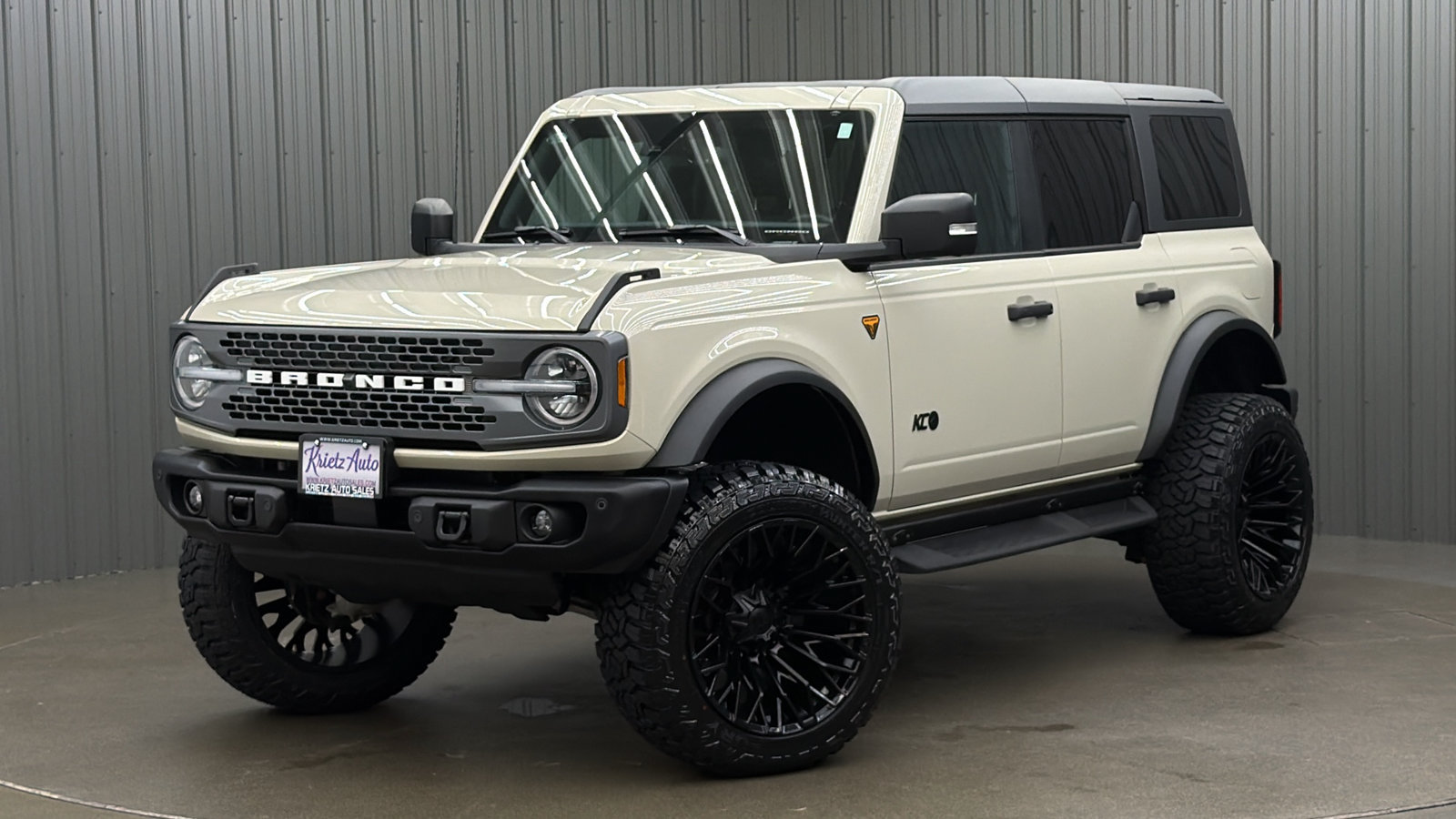 Used 2025 Ford Bronco Badlands AWD/4WD image 1