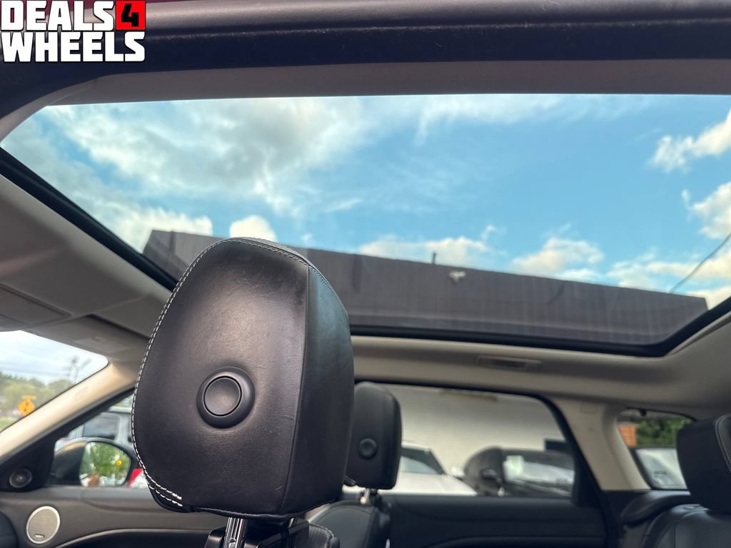 Used 2019 Land Rover Range Rover Evoque HSE AWD/4WD image 21