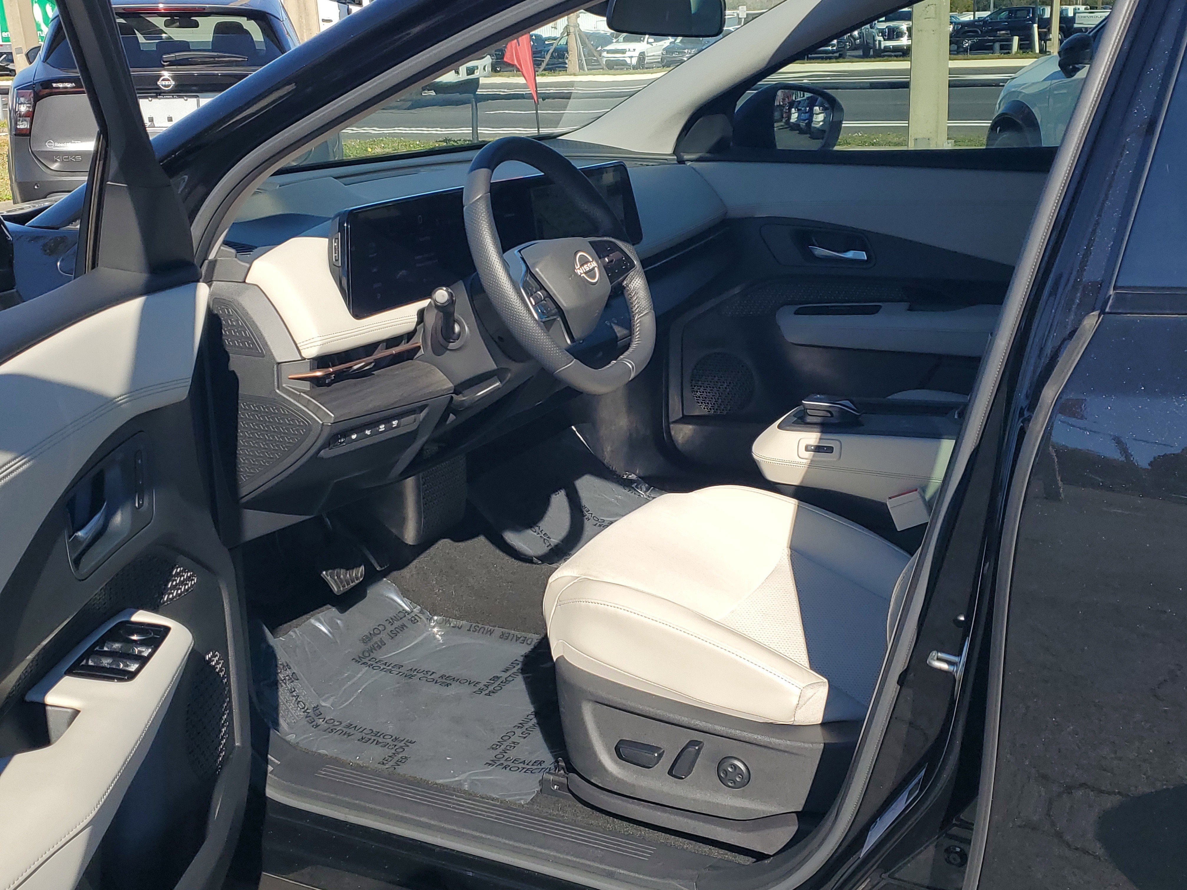 Certified 2023 Nissan Ariya FWD image 12