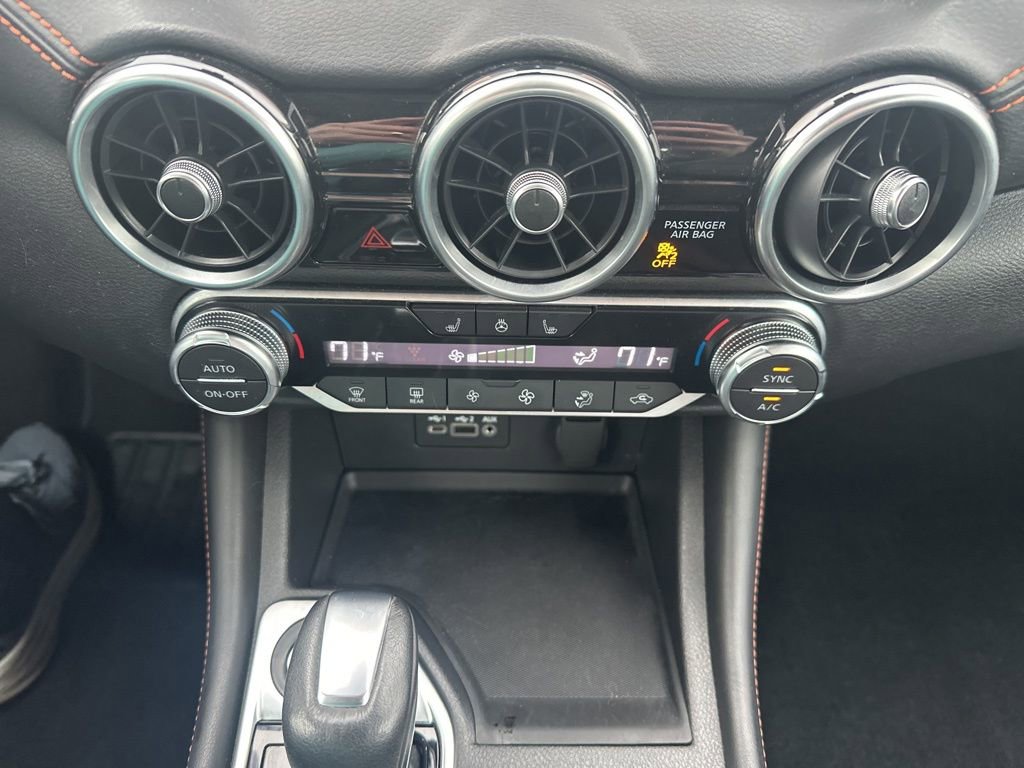 Used 2022 Nissan Sentra SR w/ SR Premium Package image 27