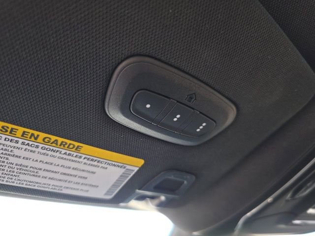 Used 2025 Jeep Grand Cherokee Overland w/ Adv Protech Group III image 36