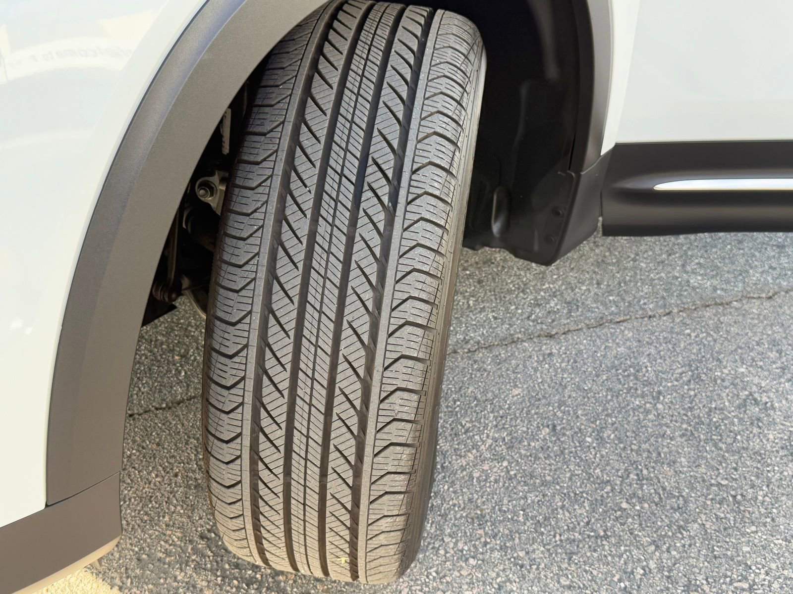 Used 2023 Mercedes-Benz EQB 300 4MATIC image 20