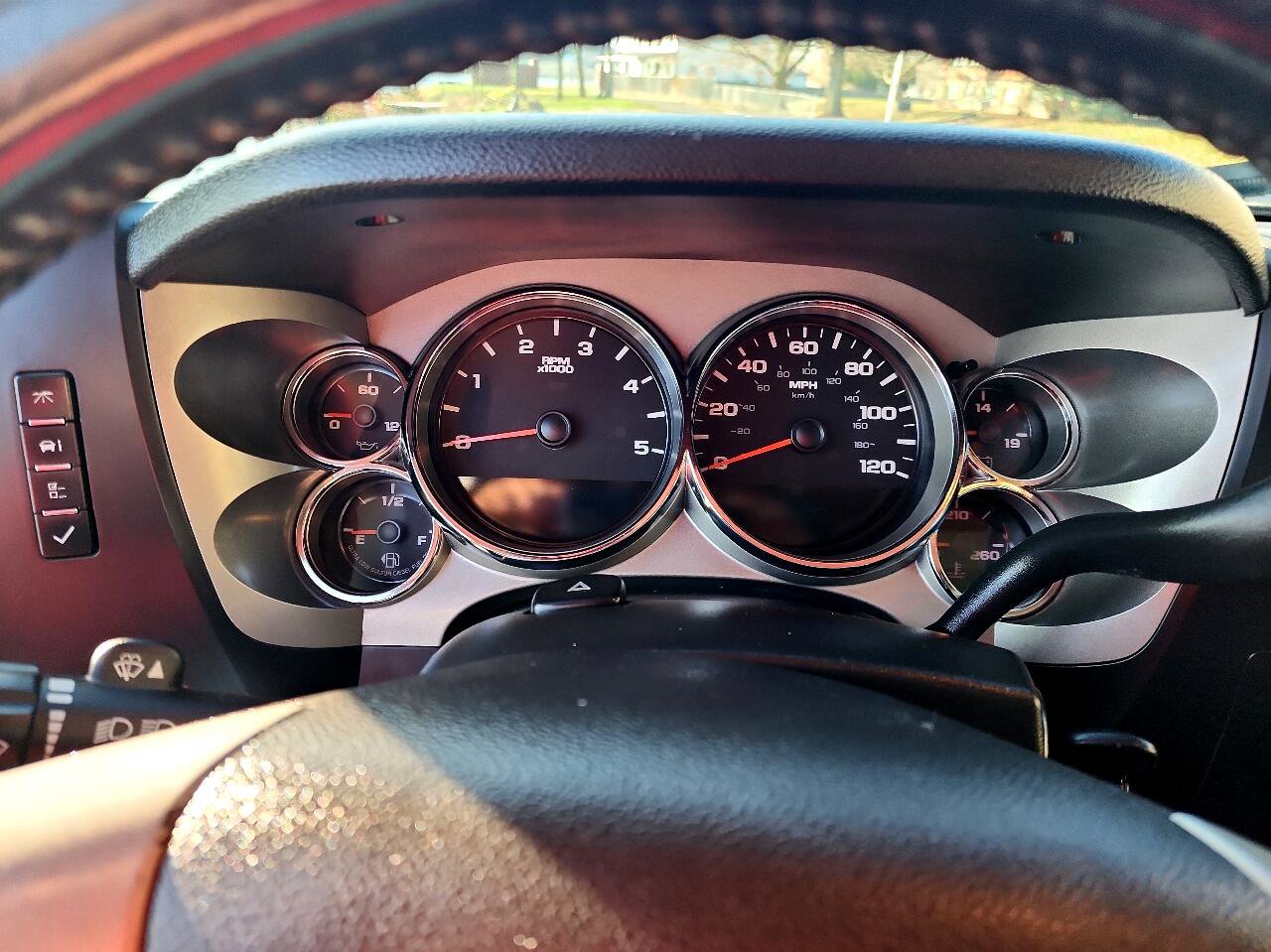 Used 2008 Chevrolet Silverado 2500 LT w/ 1LT Convenience Package AWD/4WD image 15