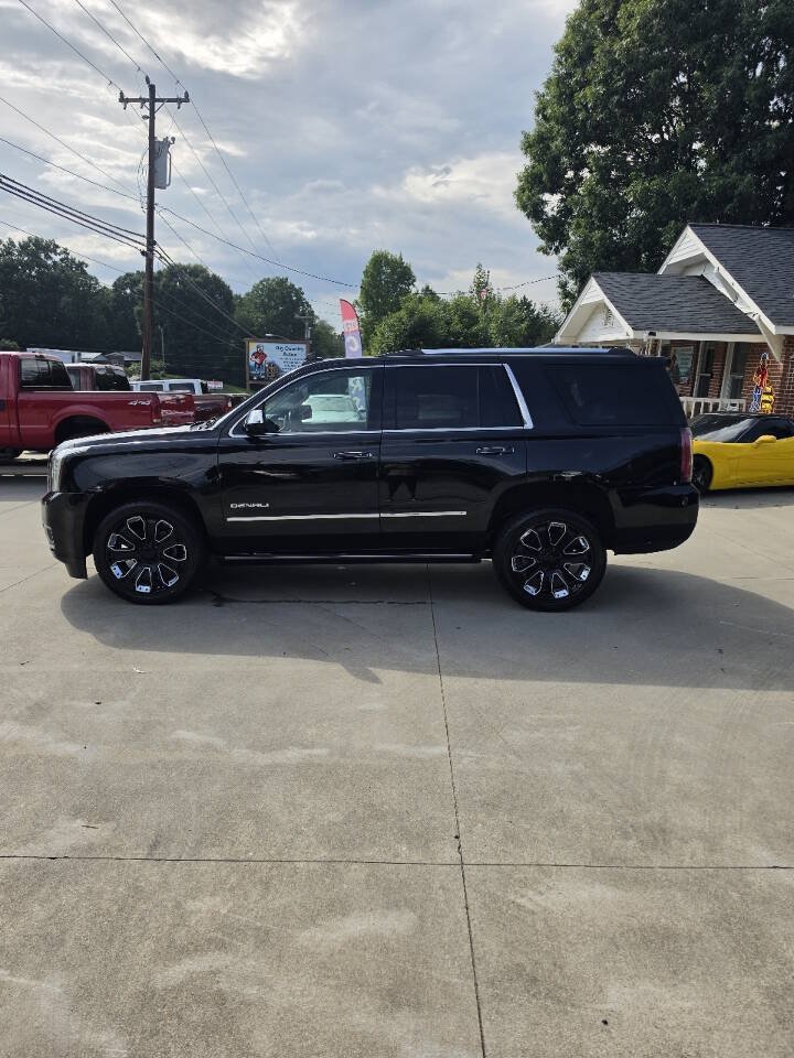 Used 2019 GMC Yukon Denali w/ Denali Ultimate Package RWD image 3