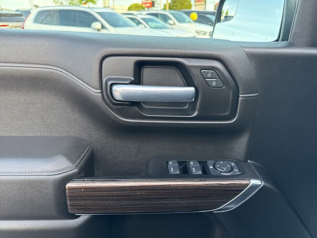 Used 2022 Chevrolet Silverado 1500 LT AWD/4WD image 11
