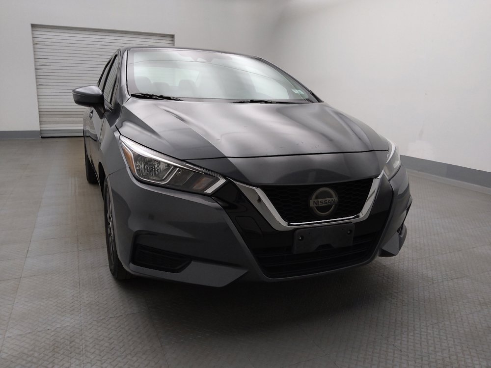 Used 2021 Nissan Versa SV FWD image 14