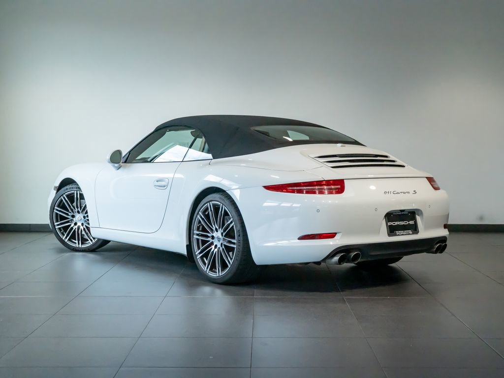 Certified 2016 Porsche 911 Carrera S RWD image 3