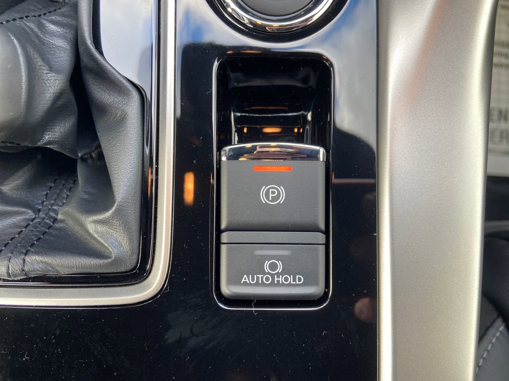 New 2026 Mitsubishi Eclipse Cross SEL AWD/4WD image 30