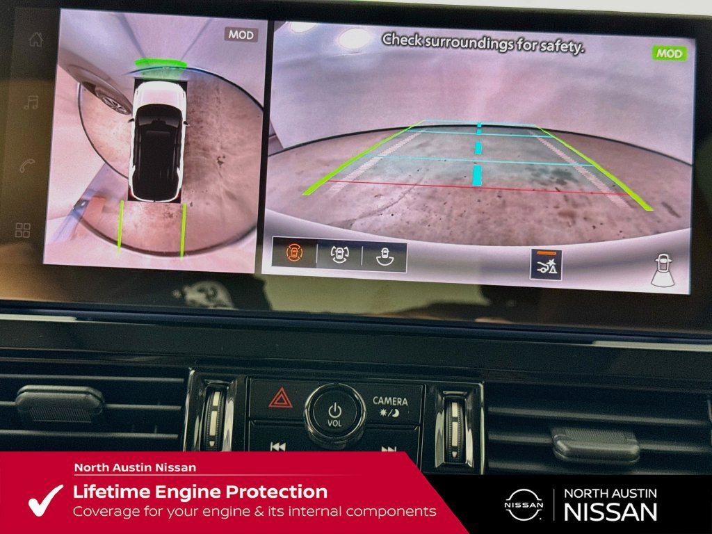 New 2026 Nissan Pathfinder Platinum FWD image 16
