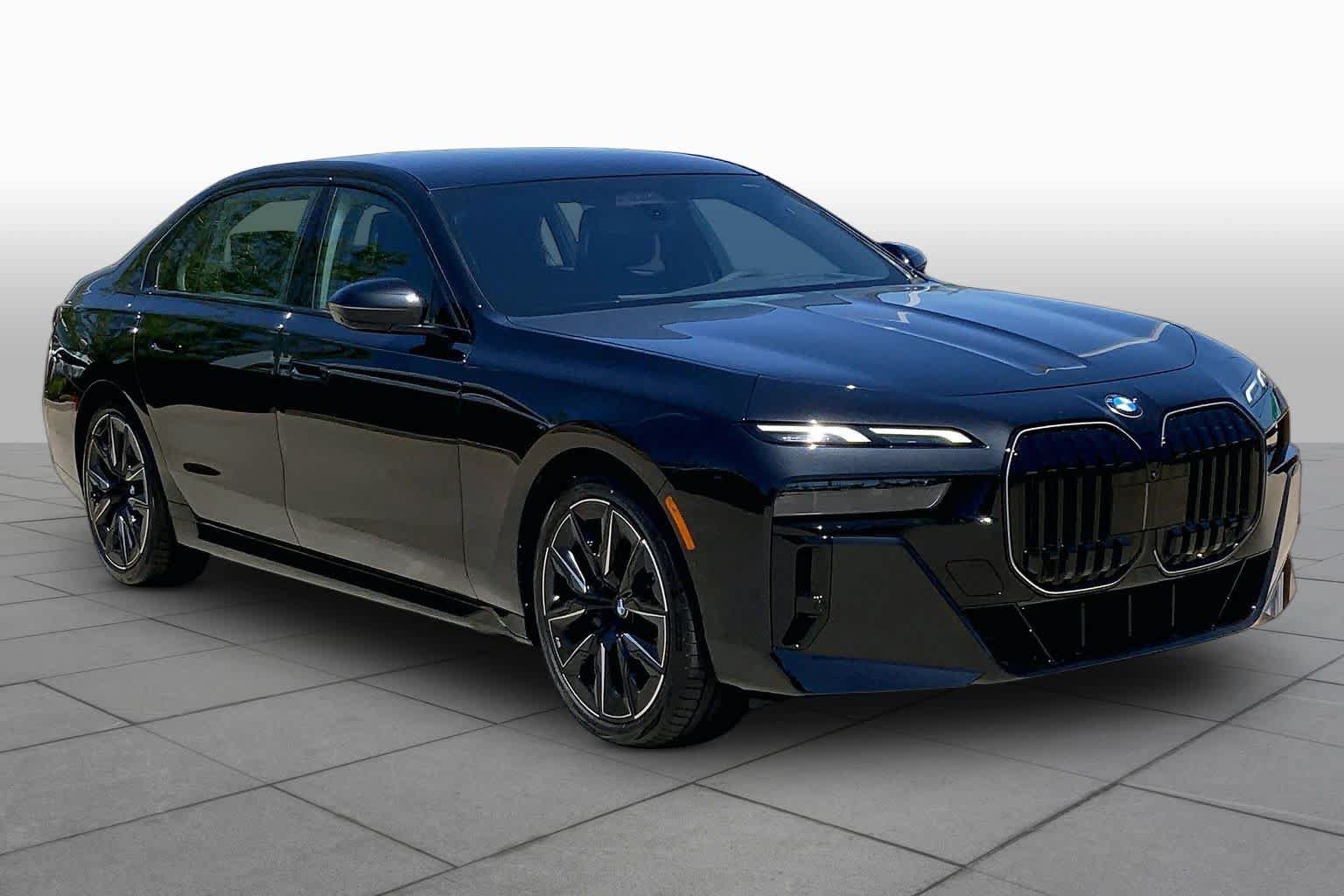 New 2026 BMW 760i xDrive w/ Luxury Rear Seating Package AWD/4WD image 2