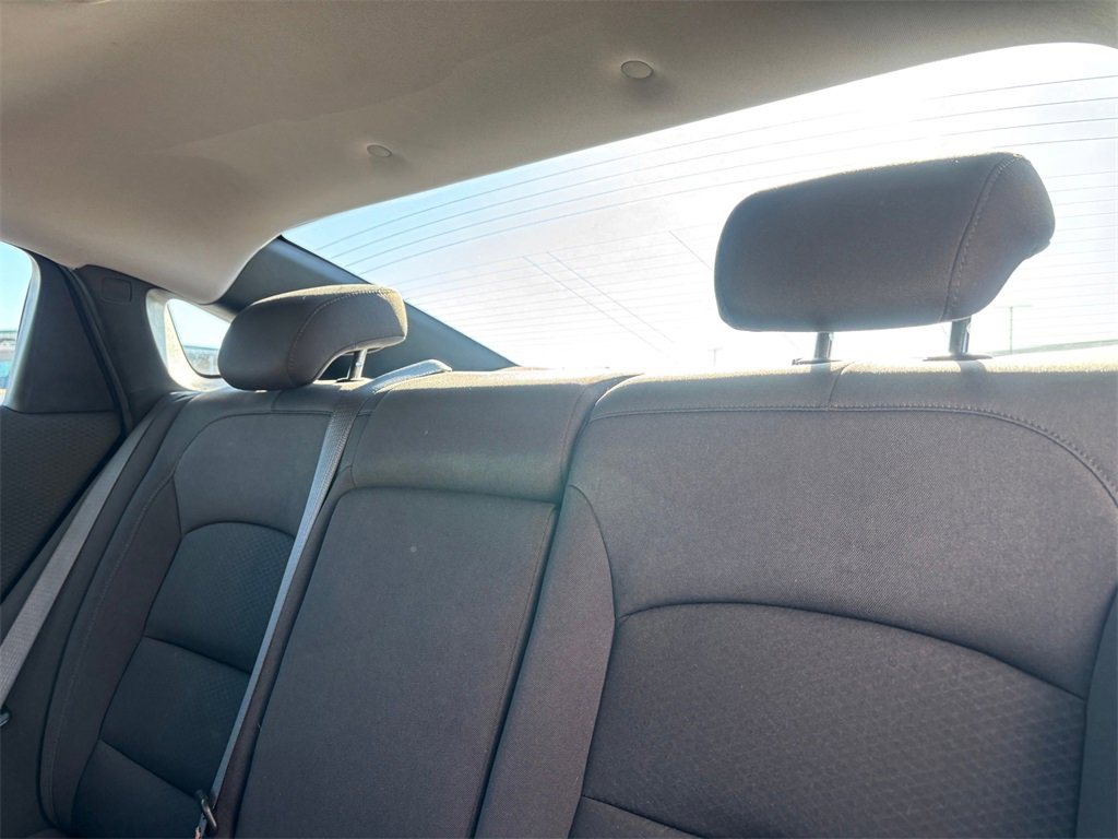 Used 2023 Chevrolet Malibu LT image 31