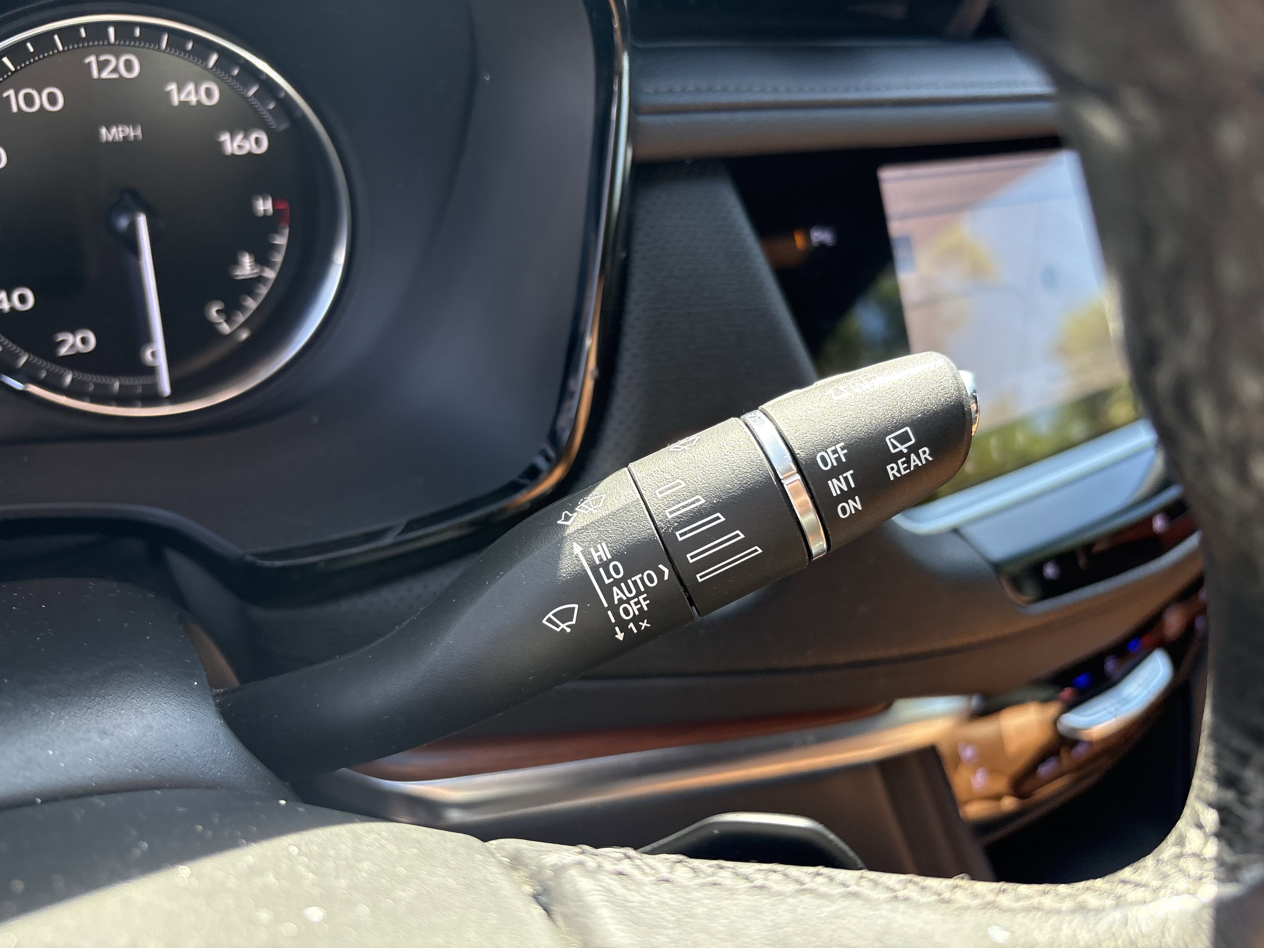 Used 2021 Cadillac XT5 Premium Luxury image 37