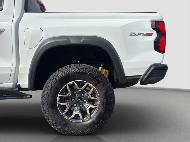 Used 2024 Chevrolet Colorado ZR2 w/ Safety Package AWD/4WD image 22