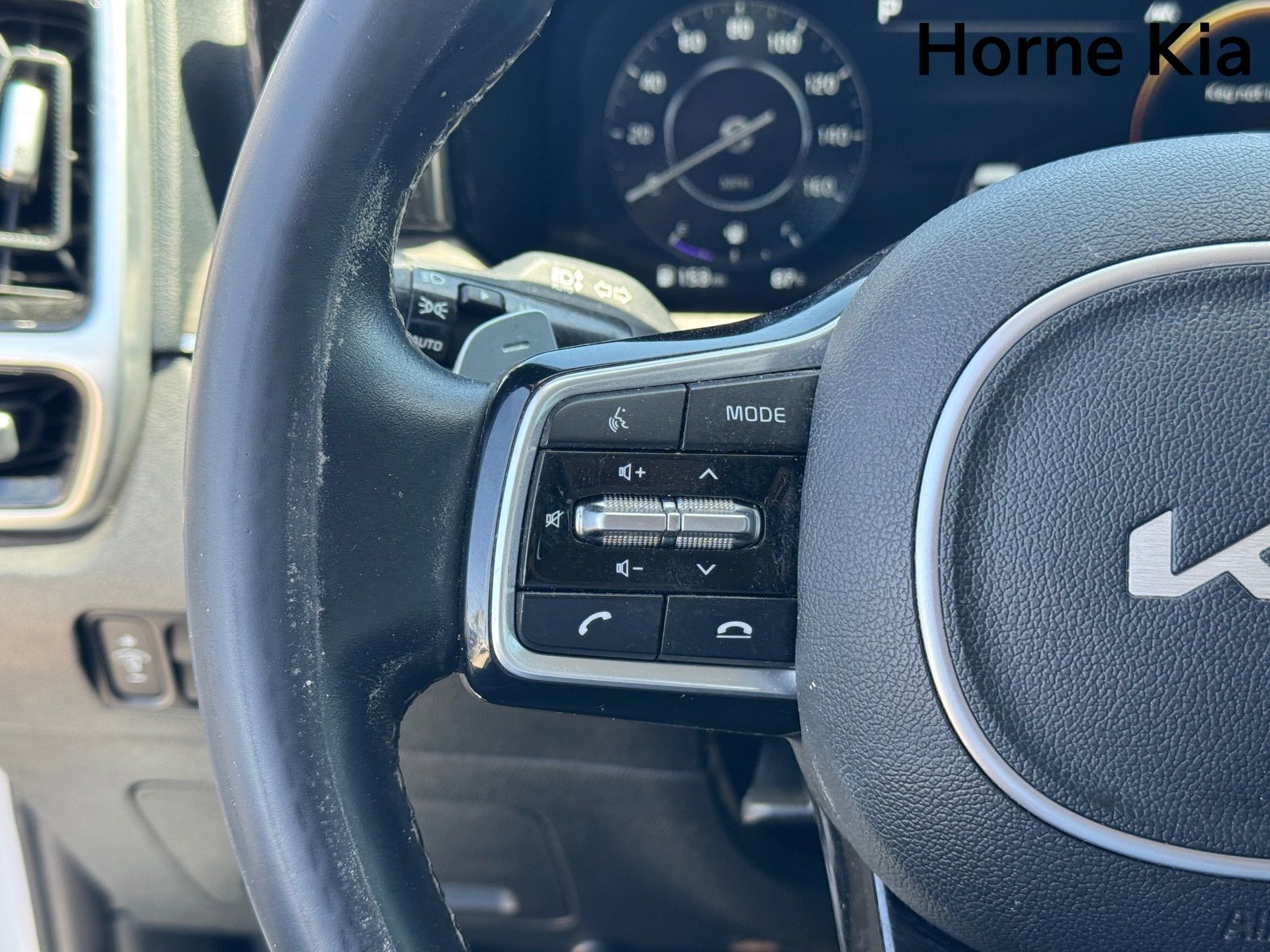 Used 2022 Kia Sorento SX Prestige image 19