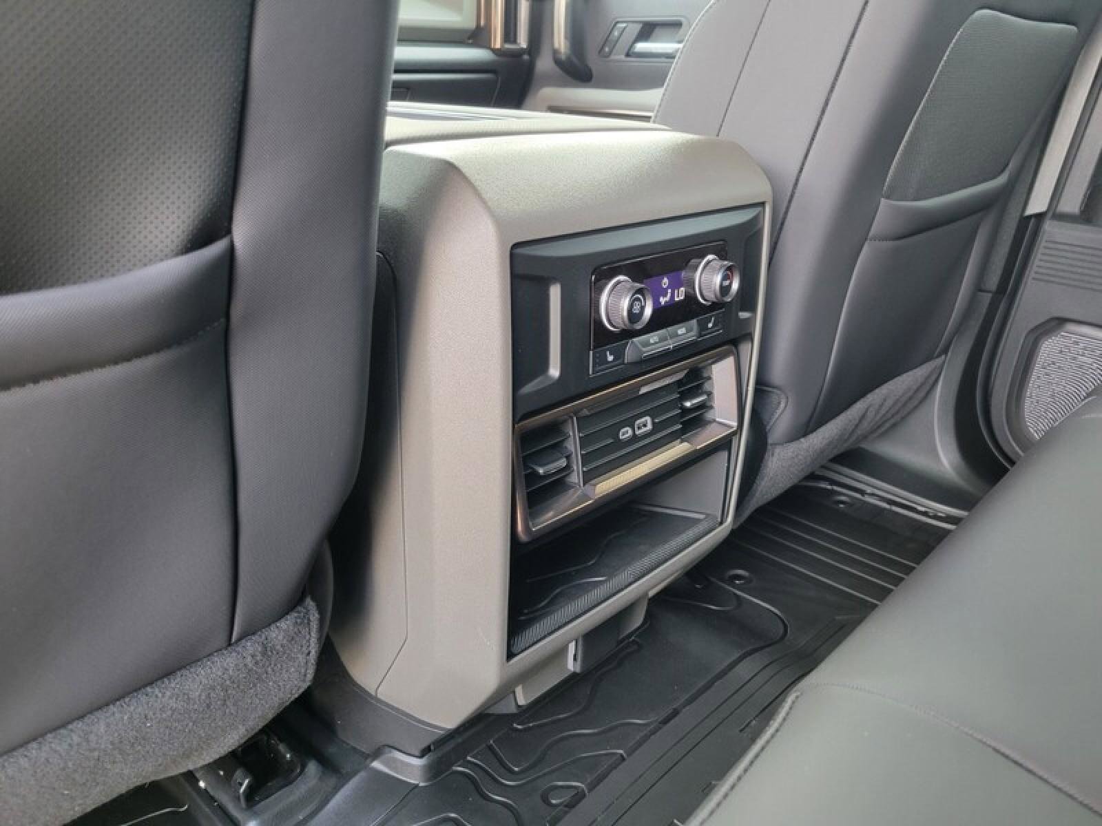 New 2025 GMC Hummer EV 2X w/ LPO, Illumination Package image 31