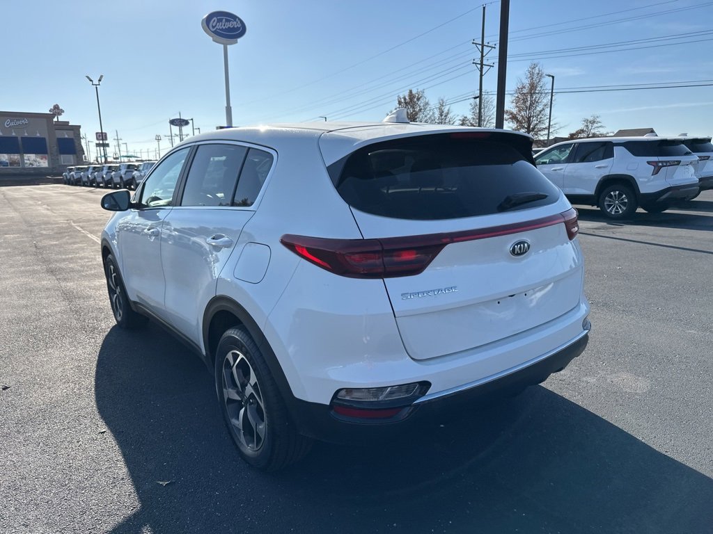 Used 2022 Kia Sportage LX image 5