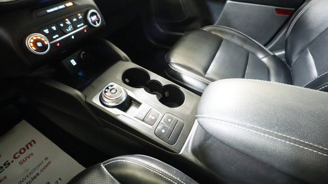 Used 2020 Ford Escape SEL image 19