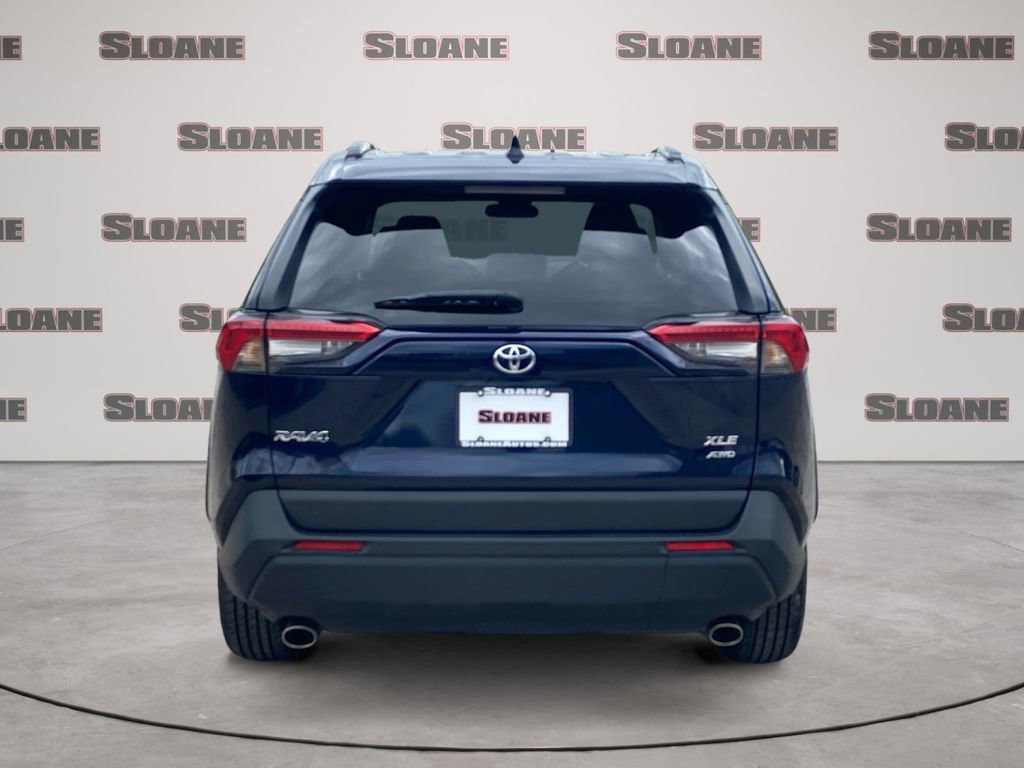 Used 2024 Toyota RAV4 XLE AWD/4WD image 4