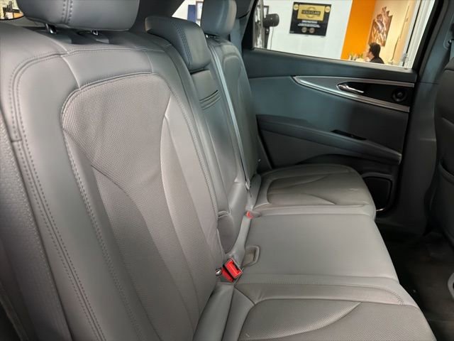 Used 2019 Lincoln Nautilus Reserve image 32