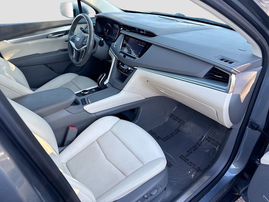 Used 2022 Cadillac XT5 Premium Luxury image 13