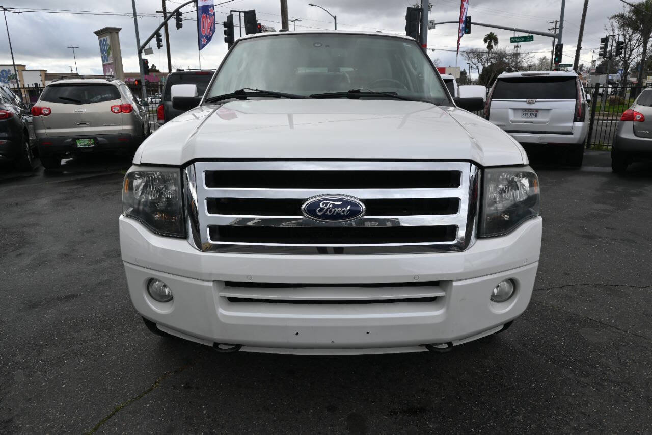 Used 2013 Ford Expedition EL Limited image 3