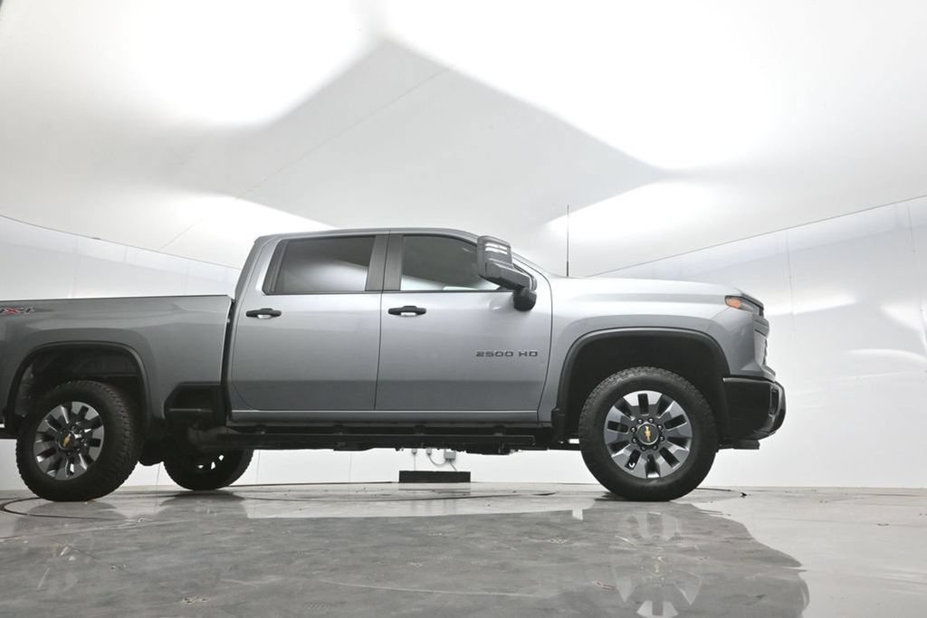 Used 2025 Chevrolet Silverado 2500 Custom w/ Custom Convenience Package AWD/4WD image 63