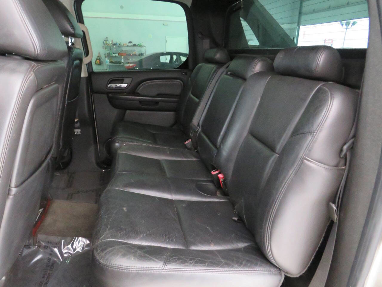 Used 2007 Cadillac Escalade EXT w/ Information Package AWD/4WD image 13