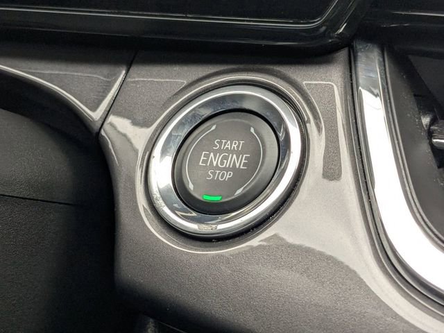 Used 2025 Chevrolet Trax ACTIV w/ Sunroof Package image 7