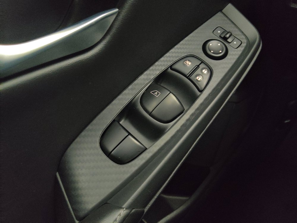 Used 2025 Nissan Sentra SV FWD image 27
